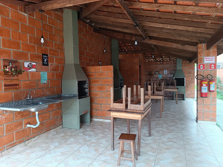 AP Cond. Fechado | Espaço e Conforto a 5min Praia