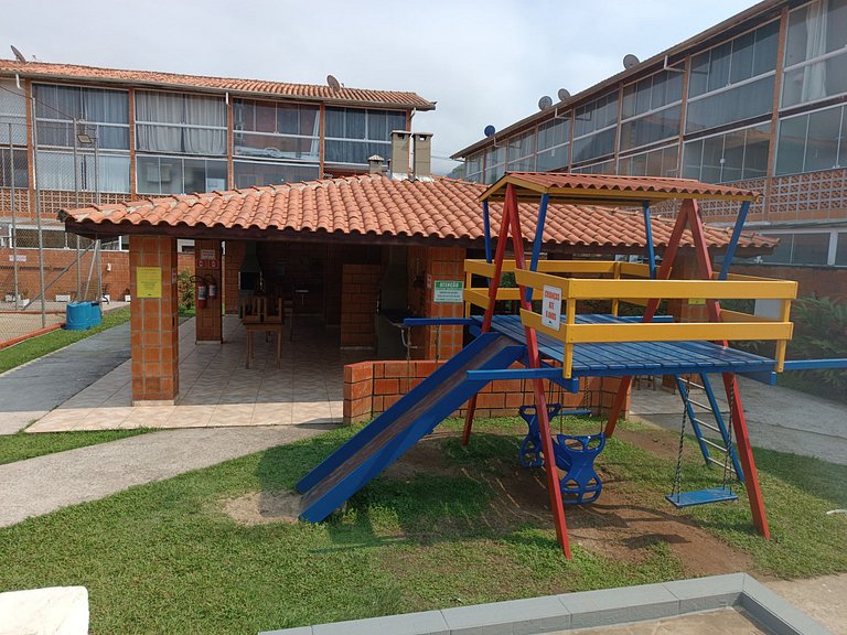 AP Cond. Fechado | Espaço e Conforto a 5min Praia