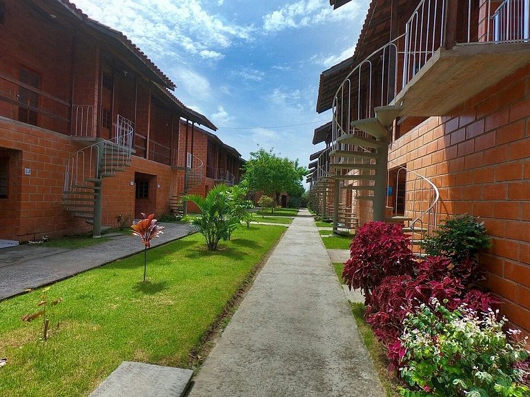 I24 Apartamento amplo perto da praia com piscina