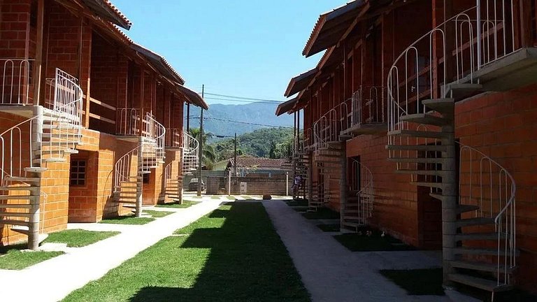 I24 Apartamento amplo perto da praia com piscina