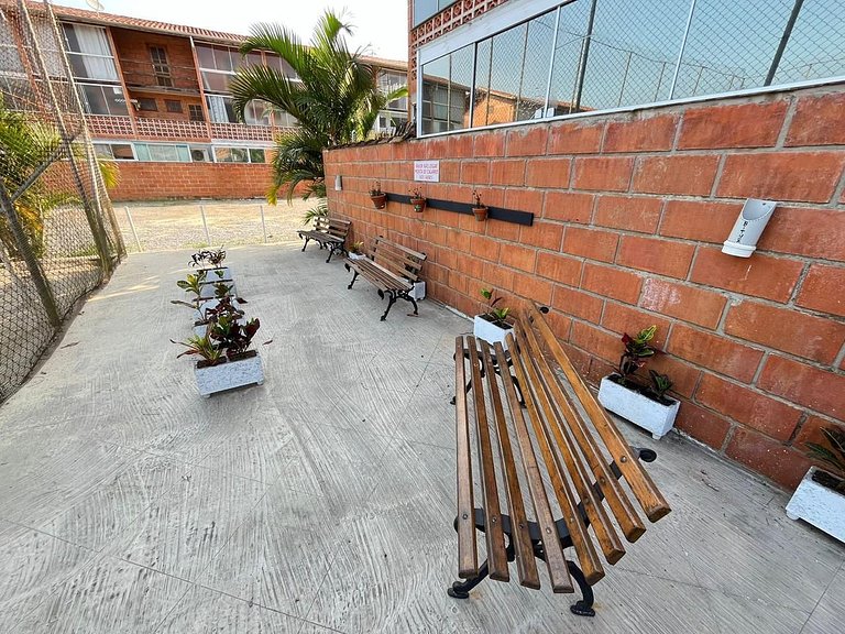 loft p/ casal ou família, piscina, 5 min da praia