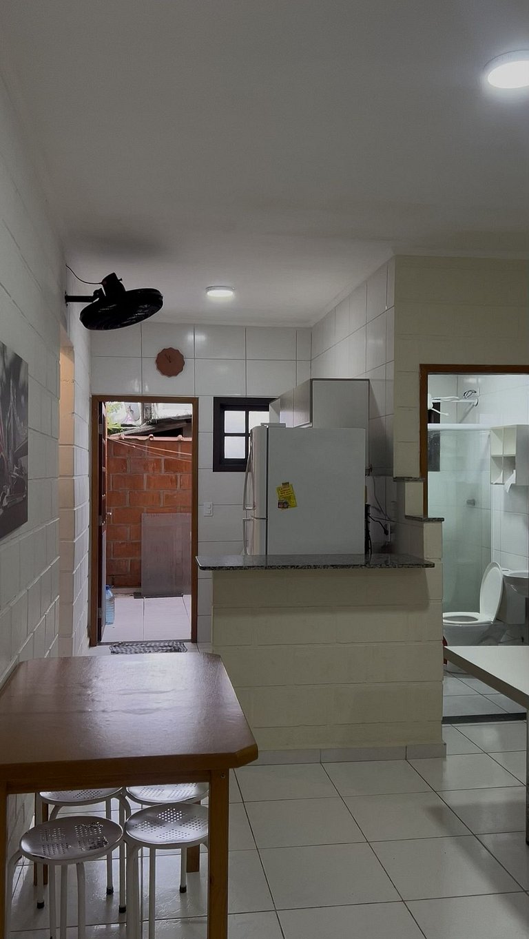 Ap p/ família grande, 3 quartos, piscina, conforto, 5min da