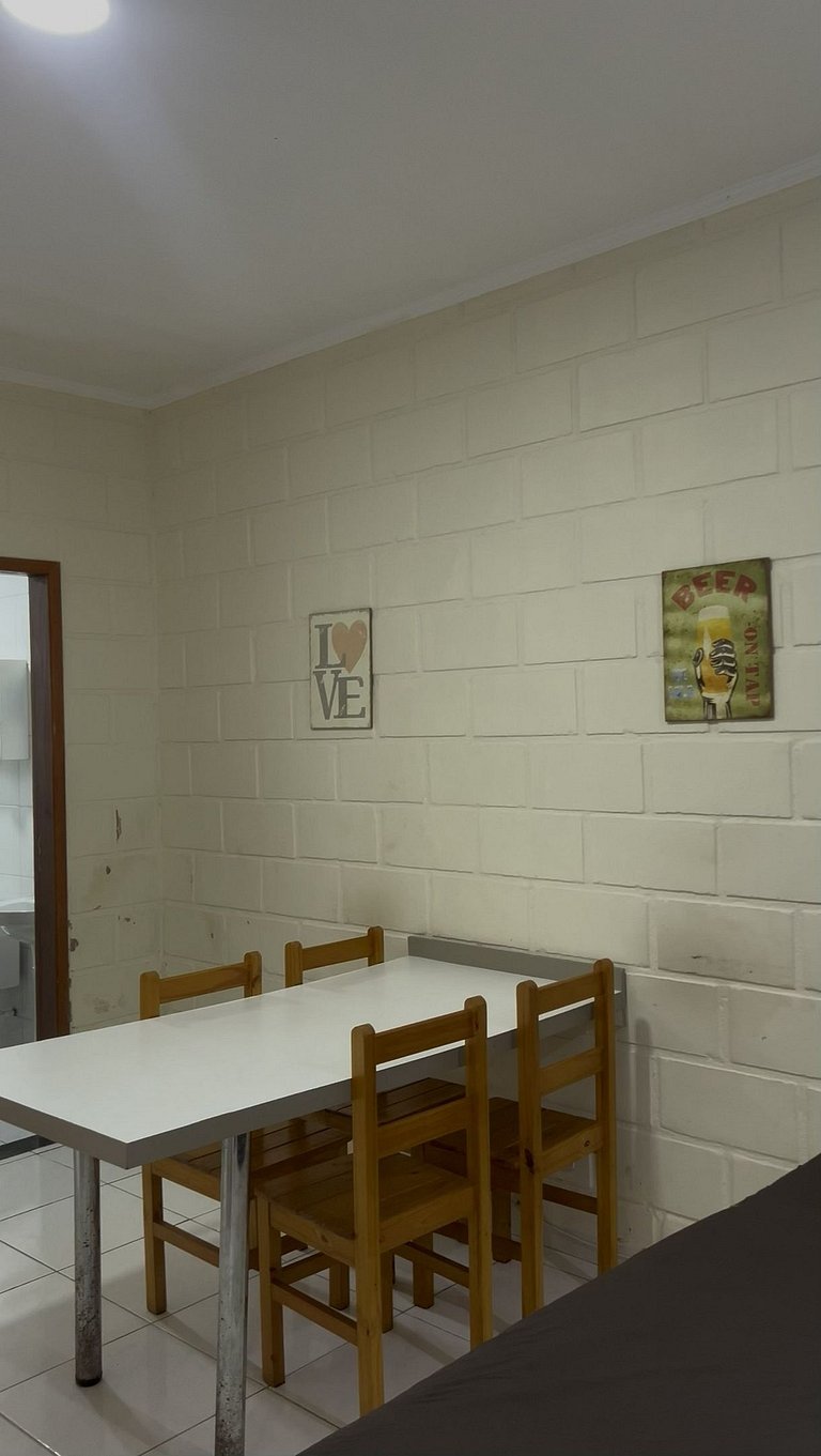 Ap p/ família grande, 3 quartos, piscina, conforto, 5min da