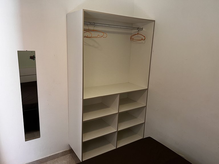 loft calmo p/ família, piscina e perto da praia