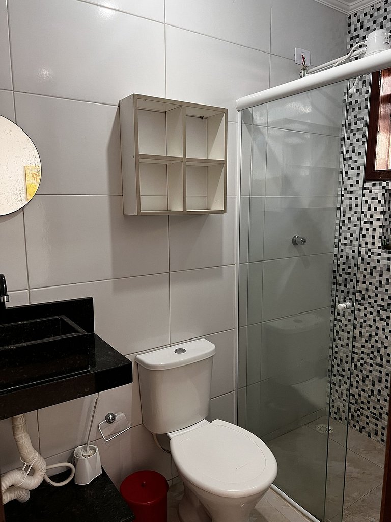 Ideal p/ casal ou família, conforto, piscina e perto da prai