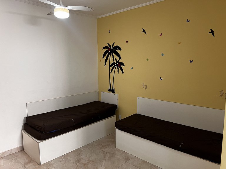 Ideal p/ casal ou família, conforto, piscina e perto da prai