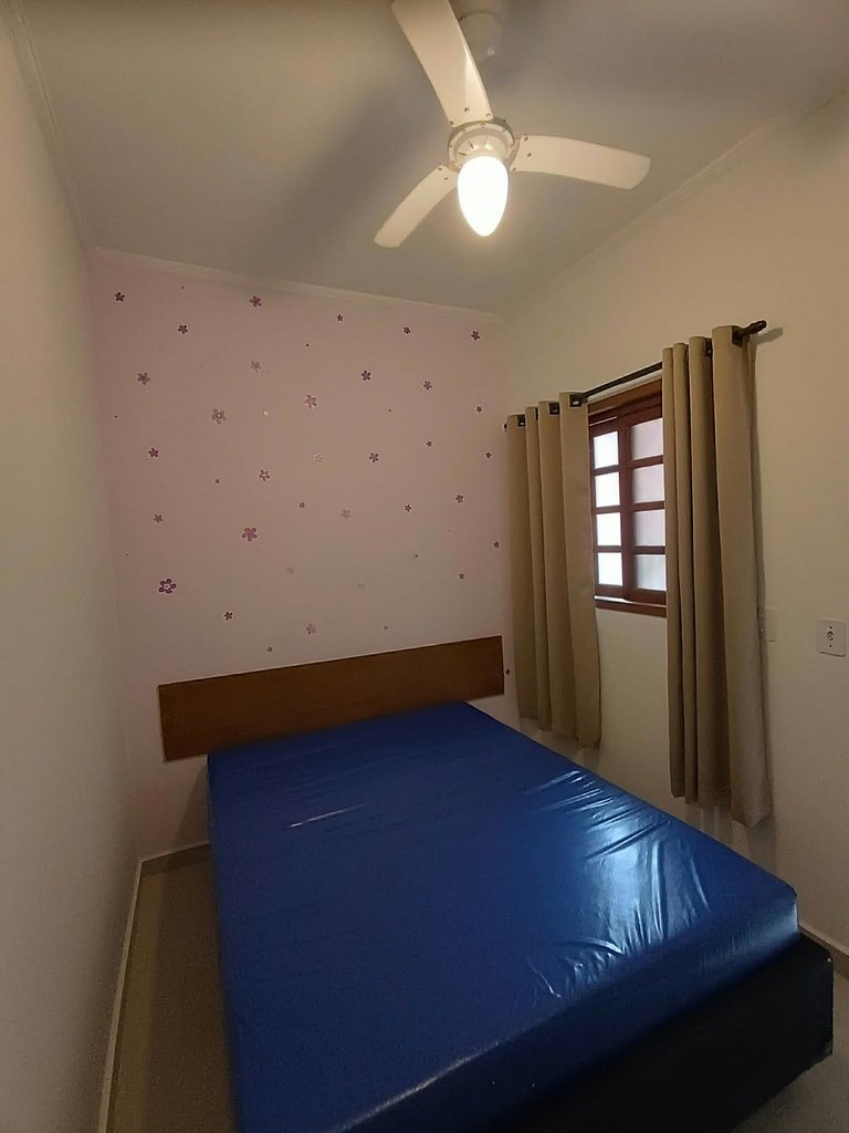 H5 Apartamento perto da praia com piscina