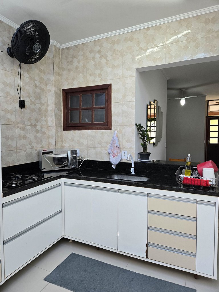H5 Apartamento perto da praia com piscina