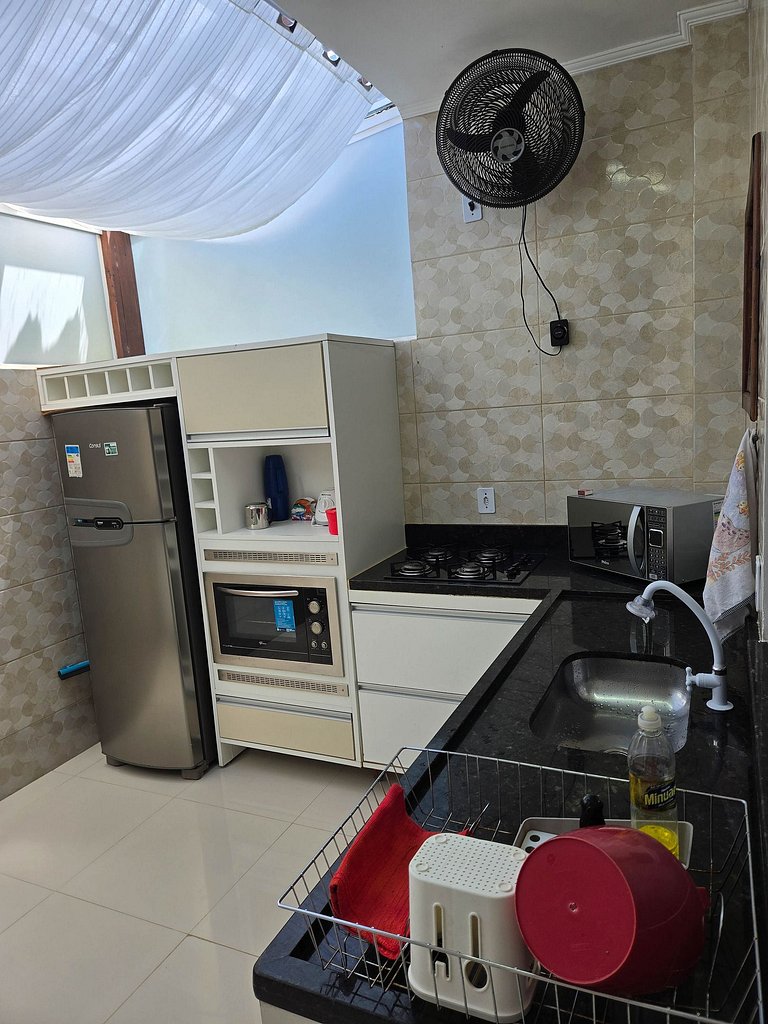 H5 Apartamento perto da praia com piscina